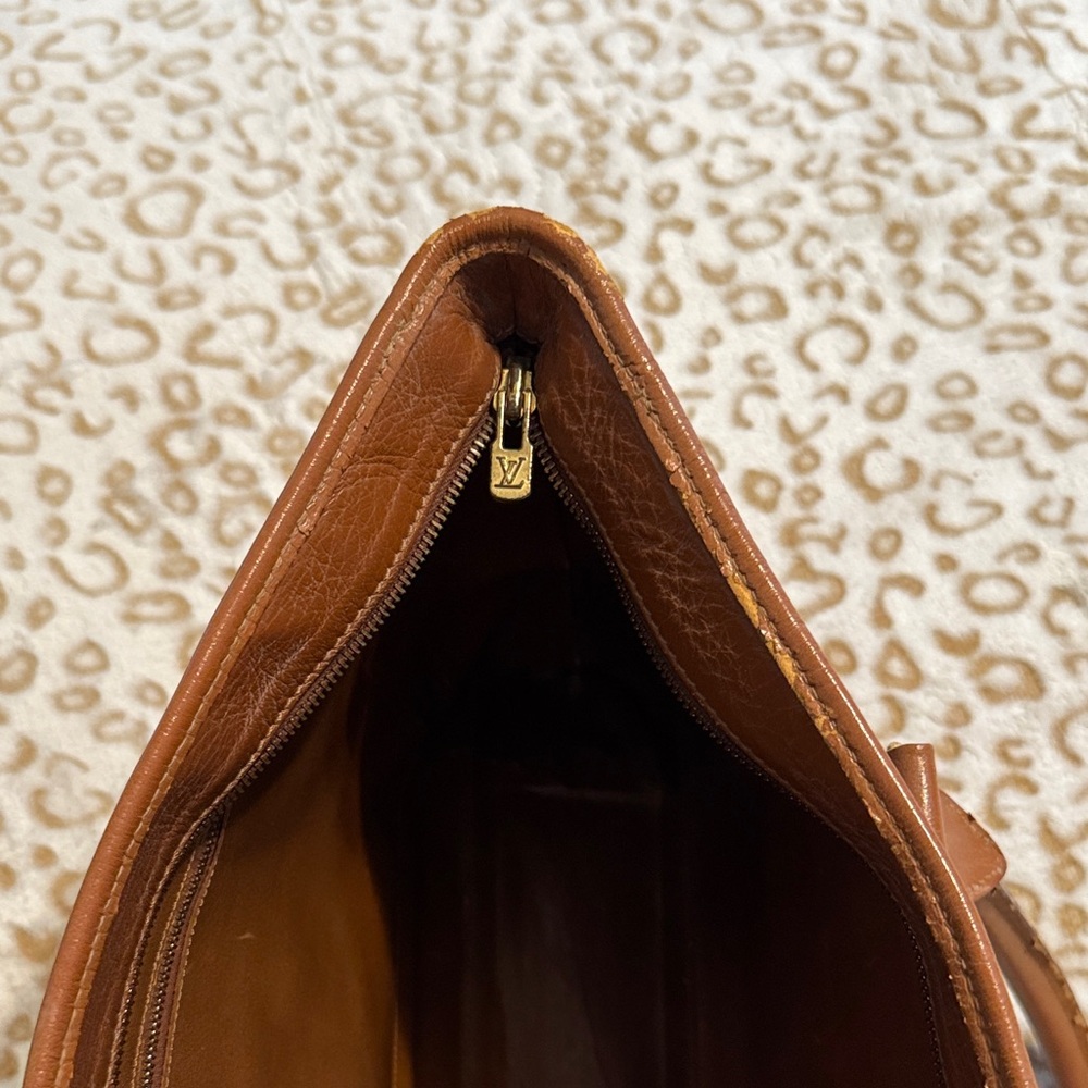 Elegant Brown Monogram Briefcase - Picture 7 of 8